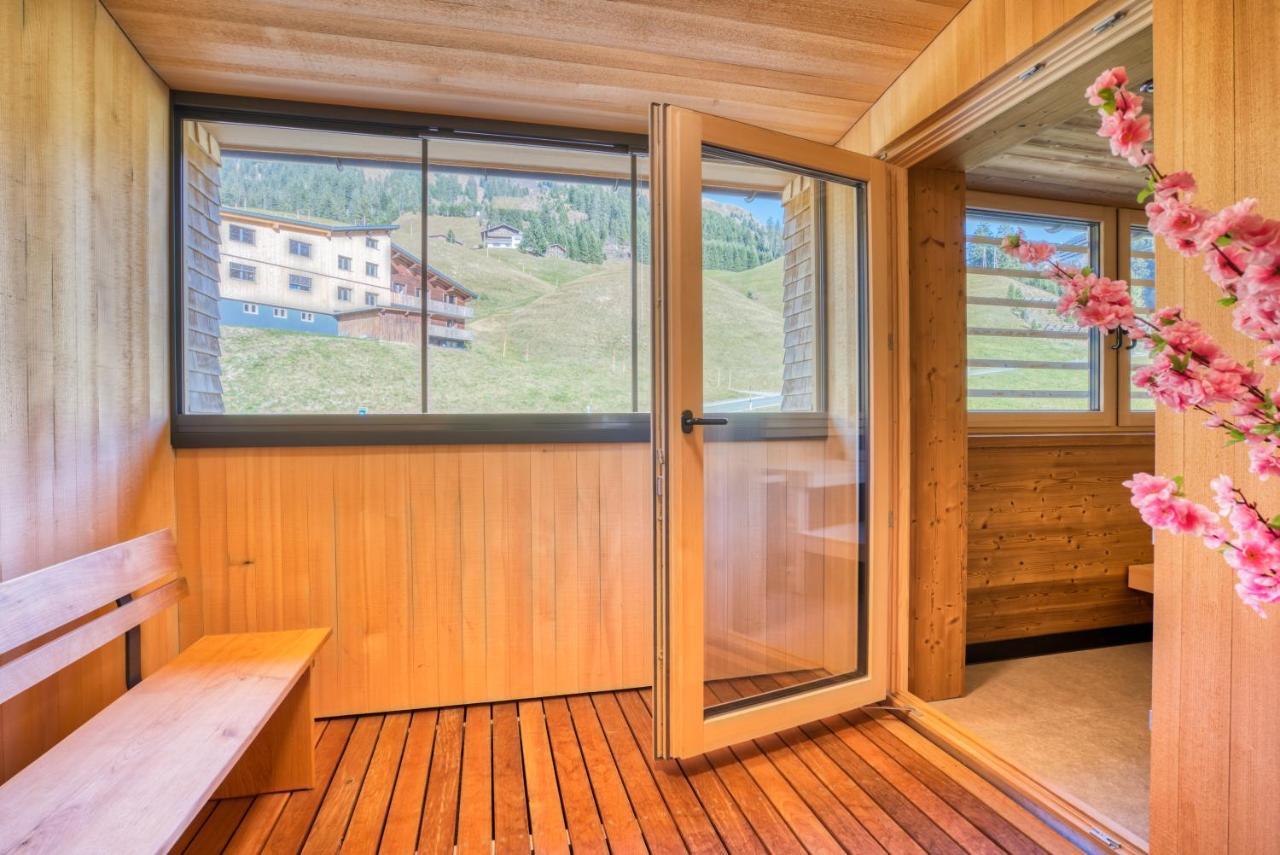 Hus23 With Wellness Appartement *